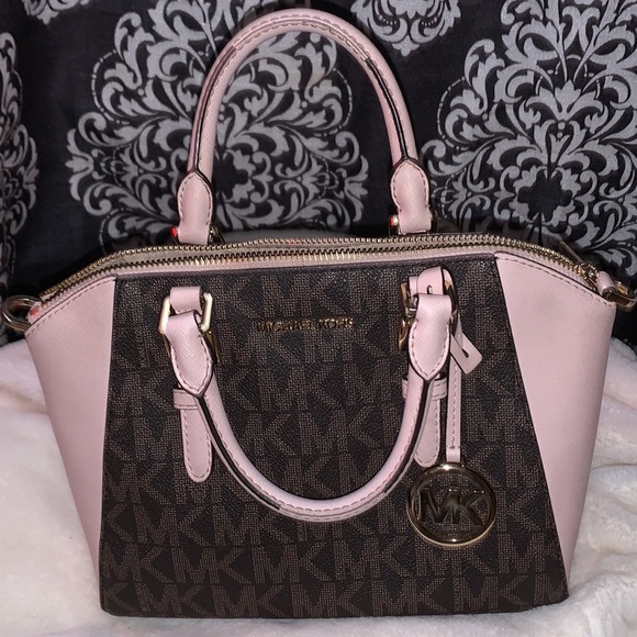 Michael Kors Purse - Picture 10 of 12